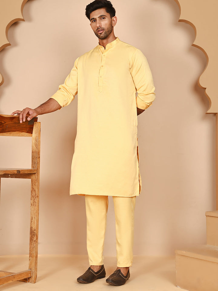 Classic Silk Blend Kurta Pyjama Set For Men