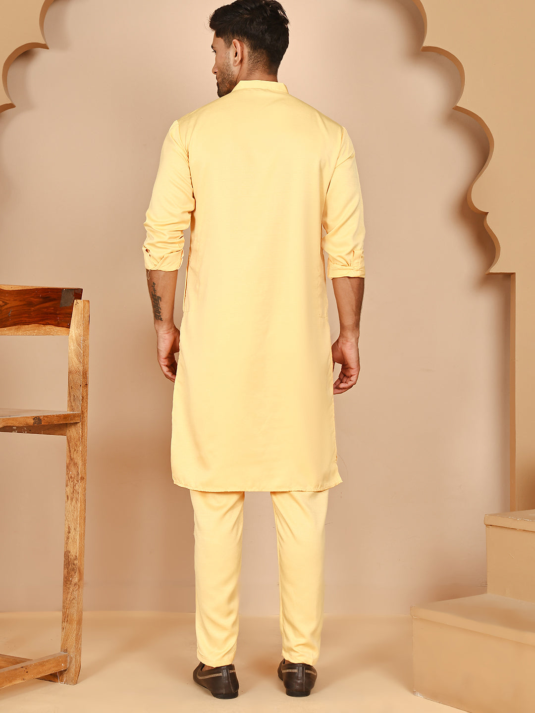 Classic Silk Blend Kurta Pyjama Set For Men