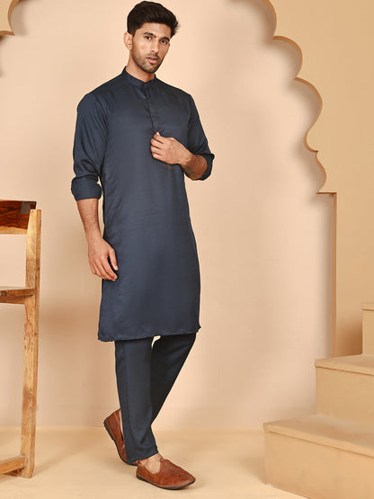 Classic Silk Blend Kurta Pyjama Set For Men