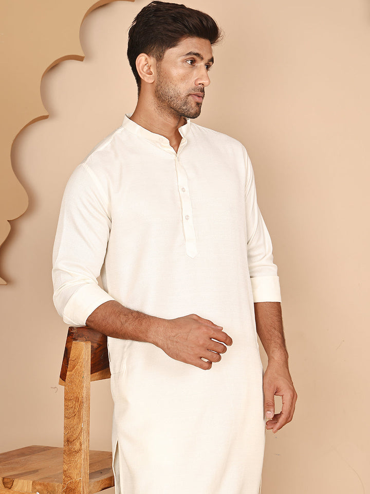 Classic Silk Blend Kurta Pyjama Set For Men