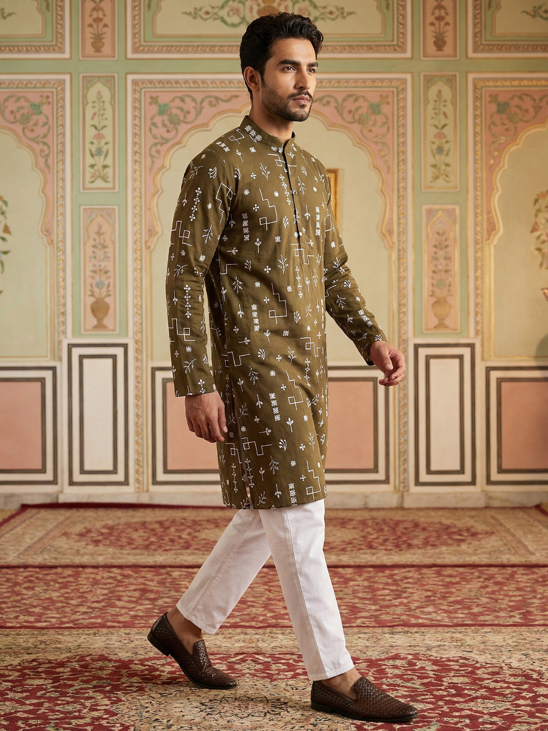 Embroidered Silk Blend Straight Kurta Pyjama.