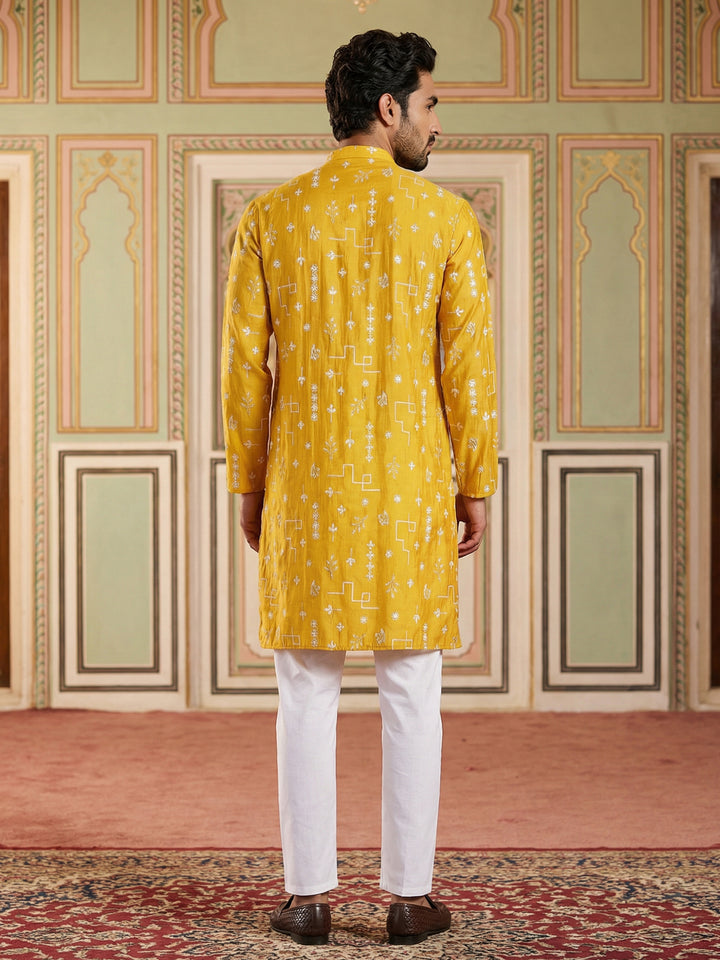 Embroidered Silk Blend Straight Kurta Pyjama.