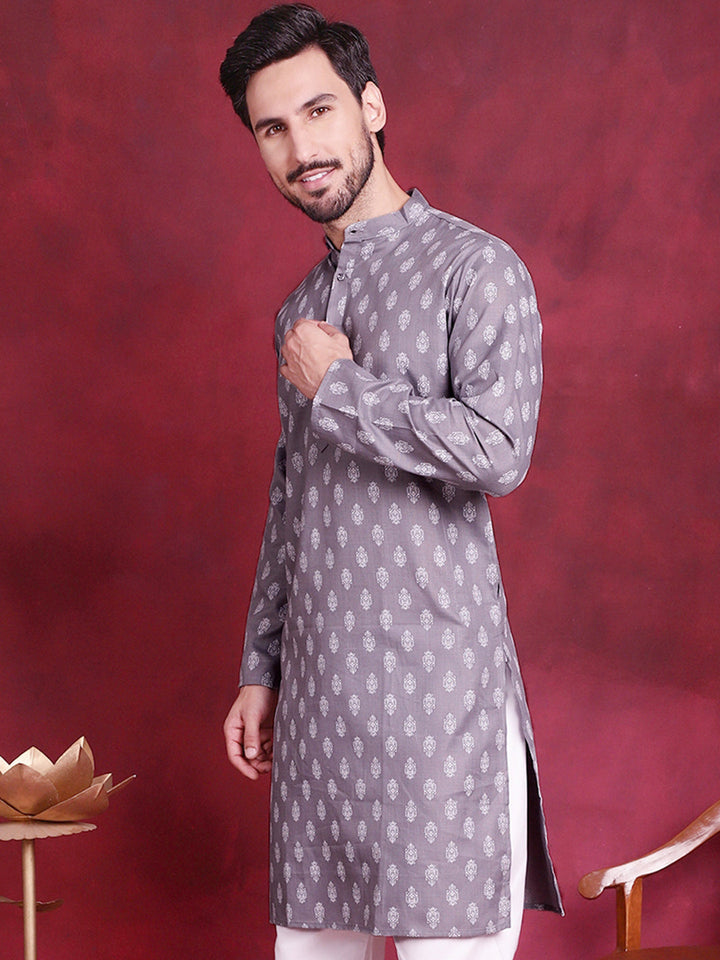 Men Grey And White Floral Printed Kurtas