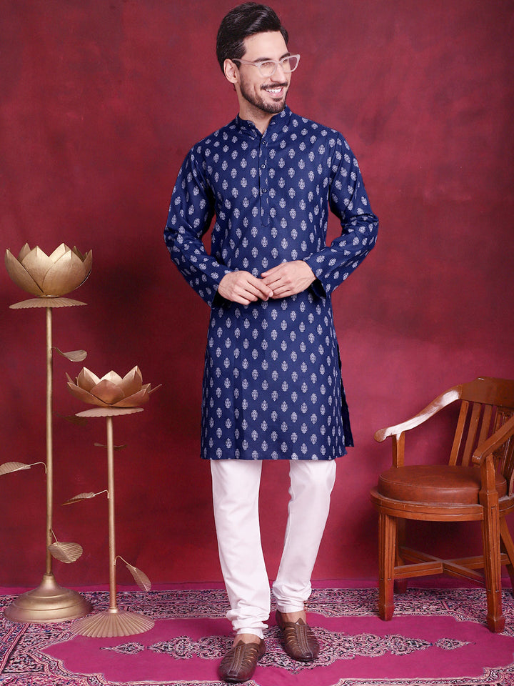 Men Navy Blue And White Floral Printed Kurtas