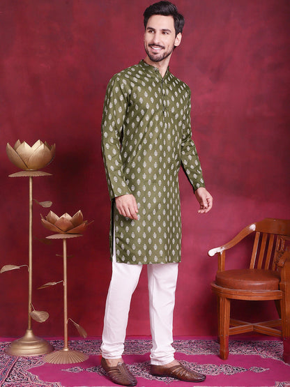 Men Olive Green And White Floral Printed Kurtas