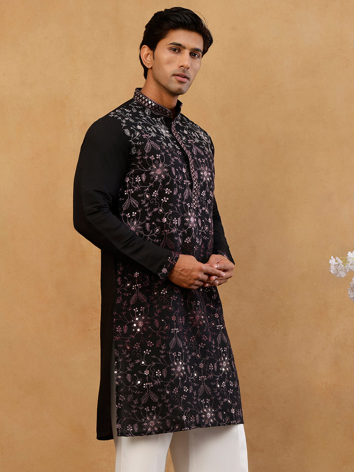 Men’S Silk Blend Embroidered Kurta