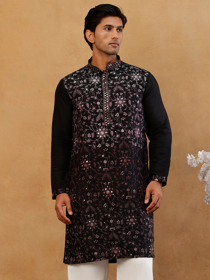 Men’S Silk Blend Embroidered Kurta