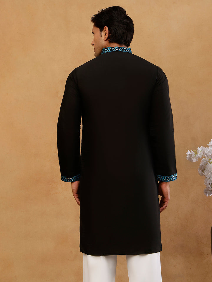 Men’S Silk Blend Embroidered Kurta