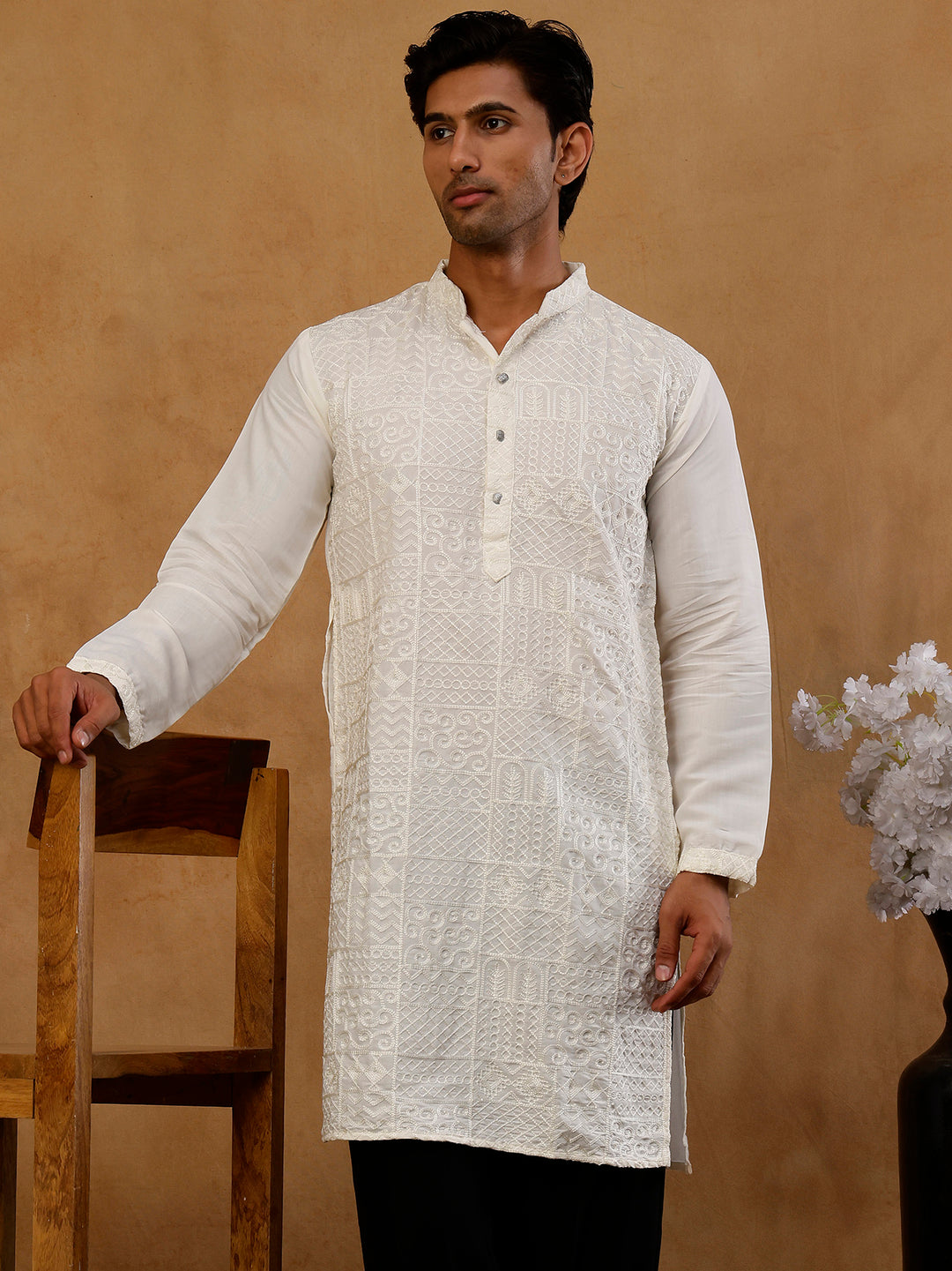 Men’S Silk Blend Embroidered Kurta