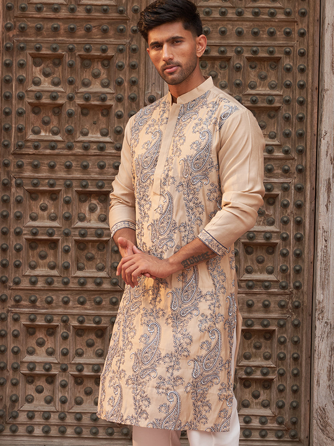 Embroidered &amp; Sequins Kurtas For Men