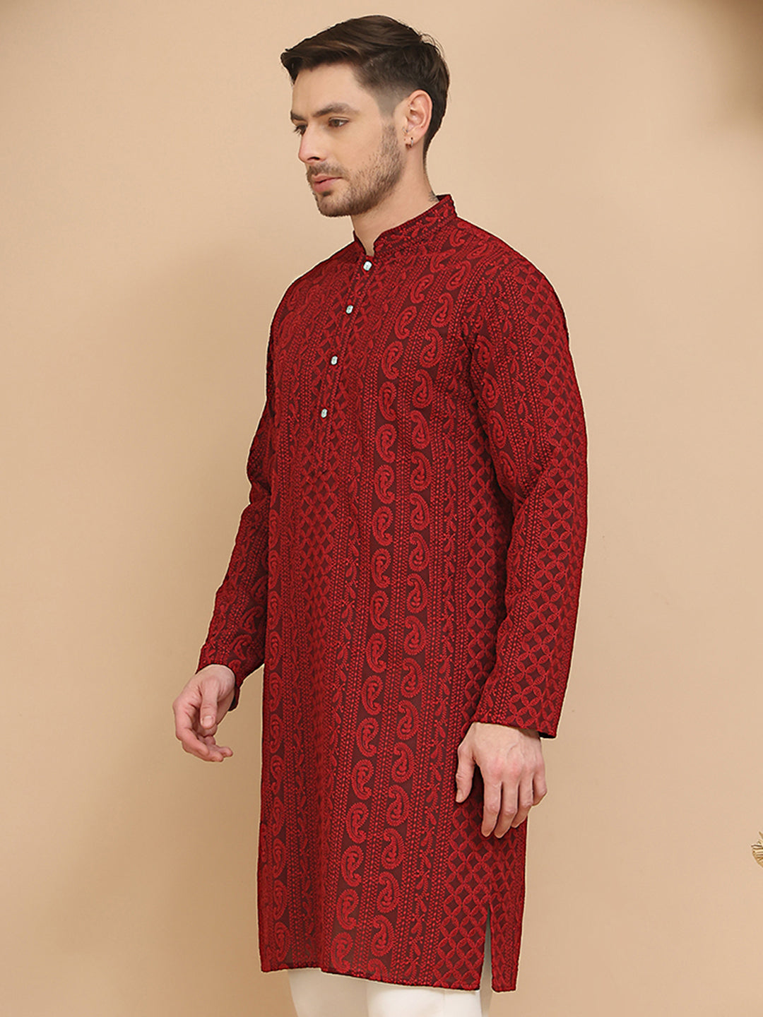 Men'S Embroidered Kurtas.