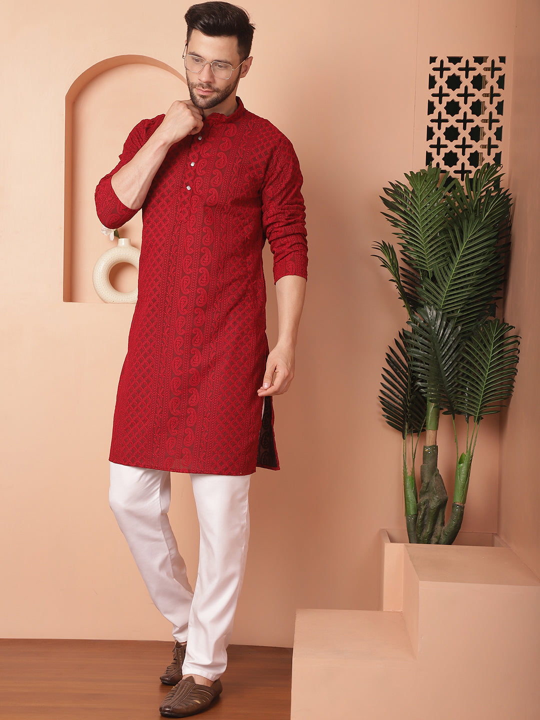 Men'S Chikankari Embroidered Kurtas