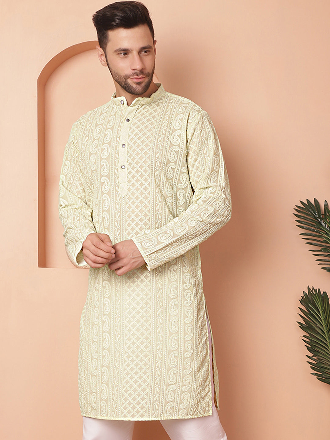 Men'S Chikankari Embroidered Kurtas