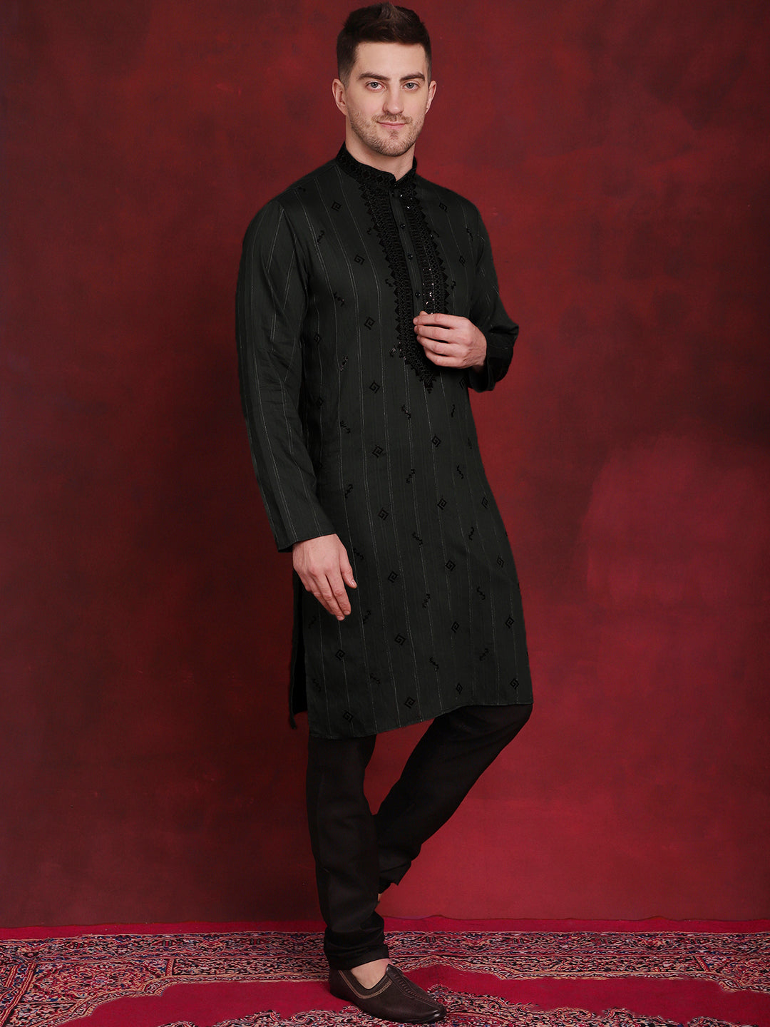 Sequins Embroidered Kurtas For Men