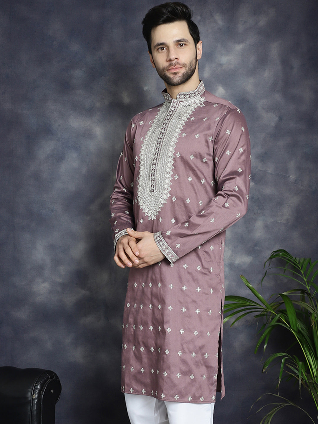 Men'S Sequins Embroidered Kurtas