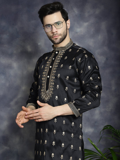 Men'S Black Chikankari Embroidered Kurtas