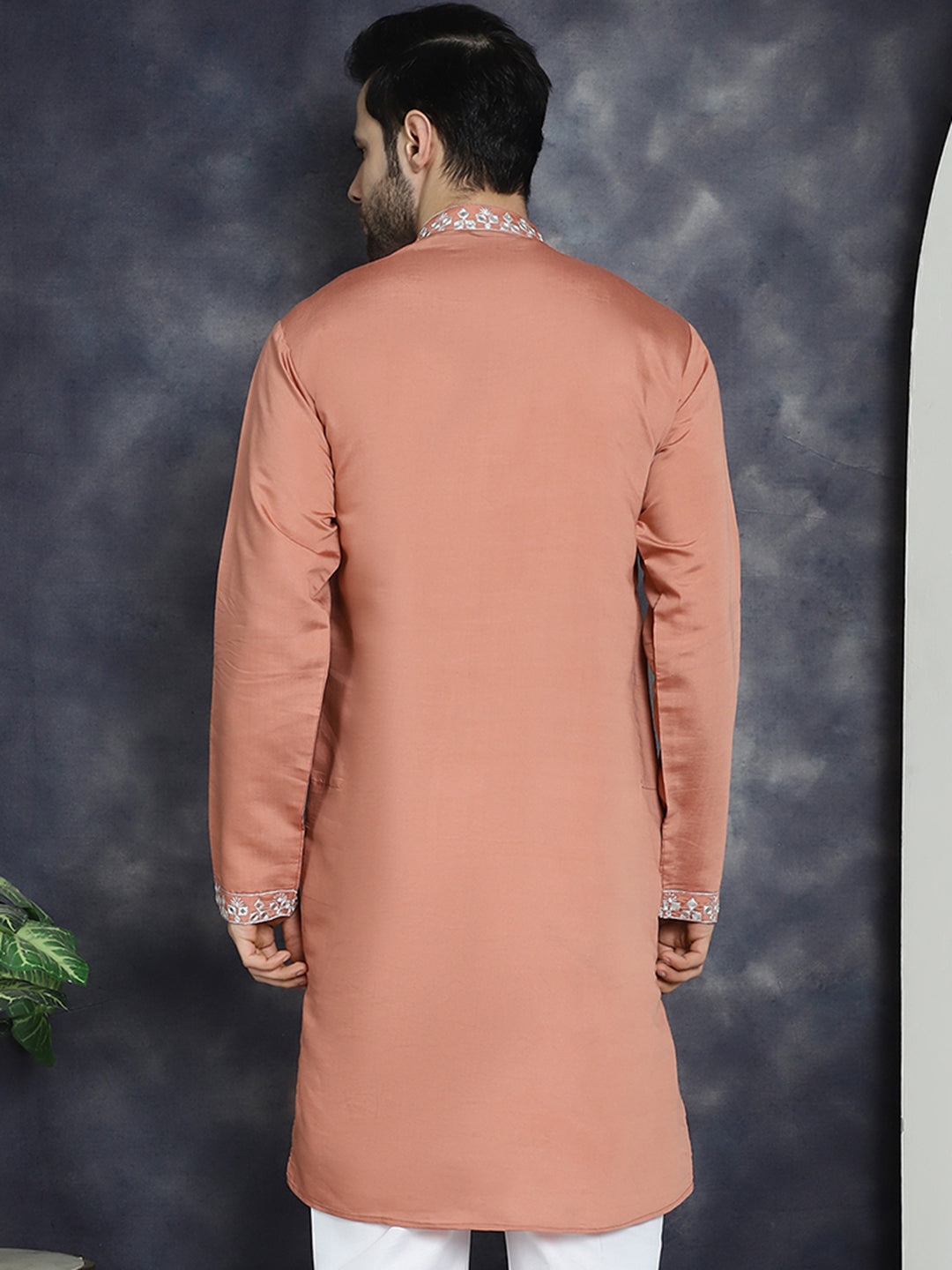 Men'S Embroidered Kurtas