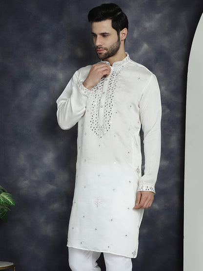 Men'S Embroidered Kurtas
