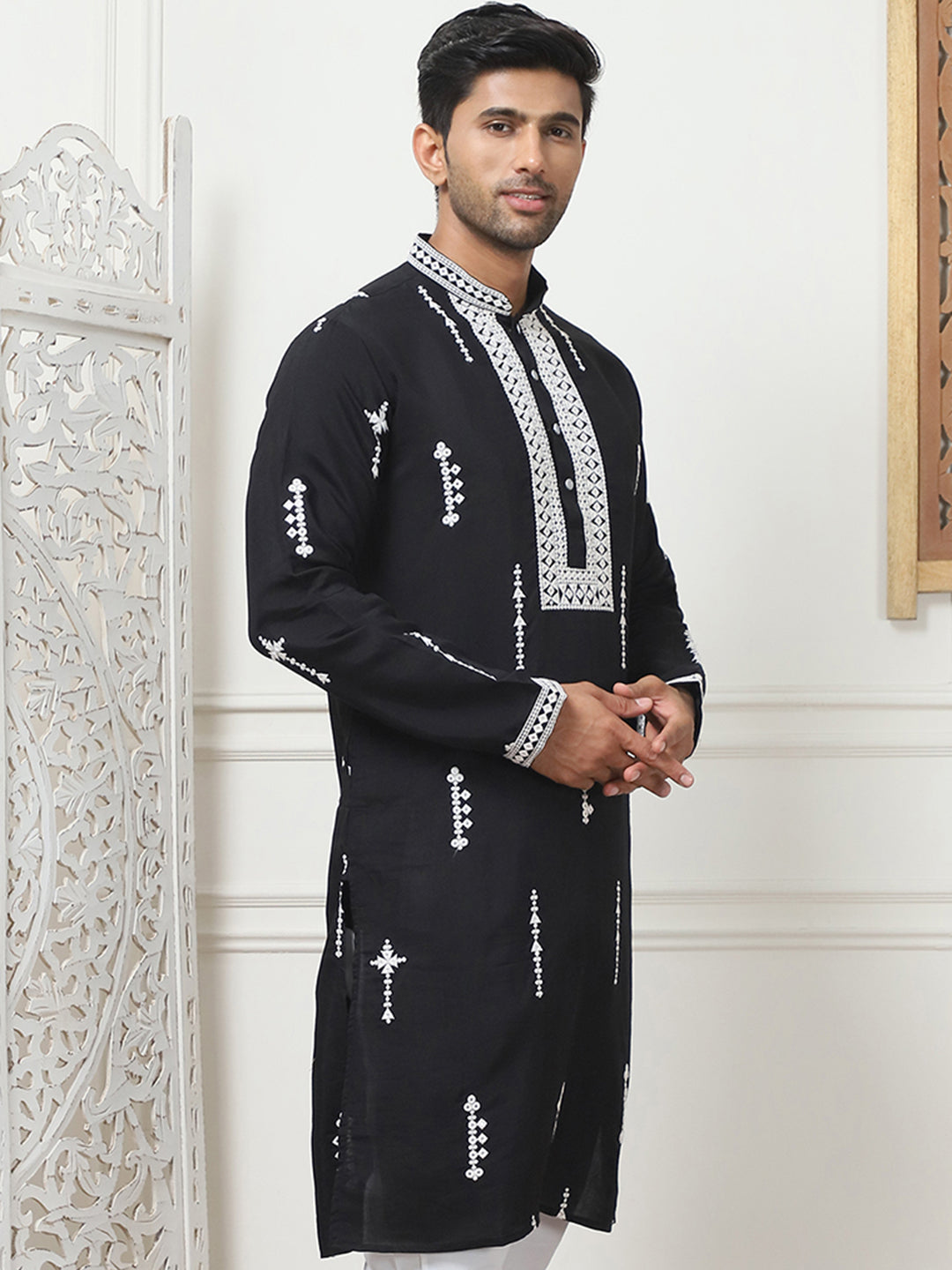 Collar Chikankari Embroidered Kurtas