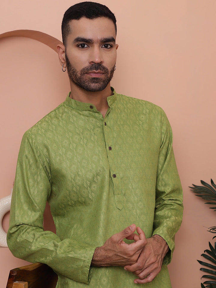 Men Green Woven Design Cotton Kurtas.