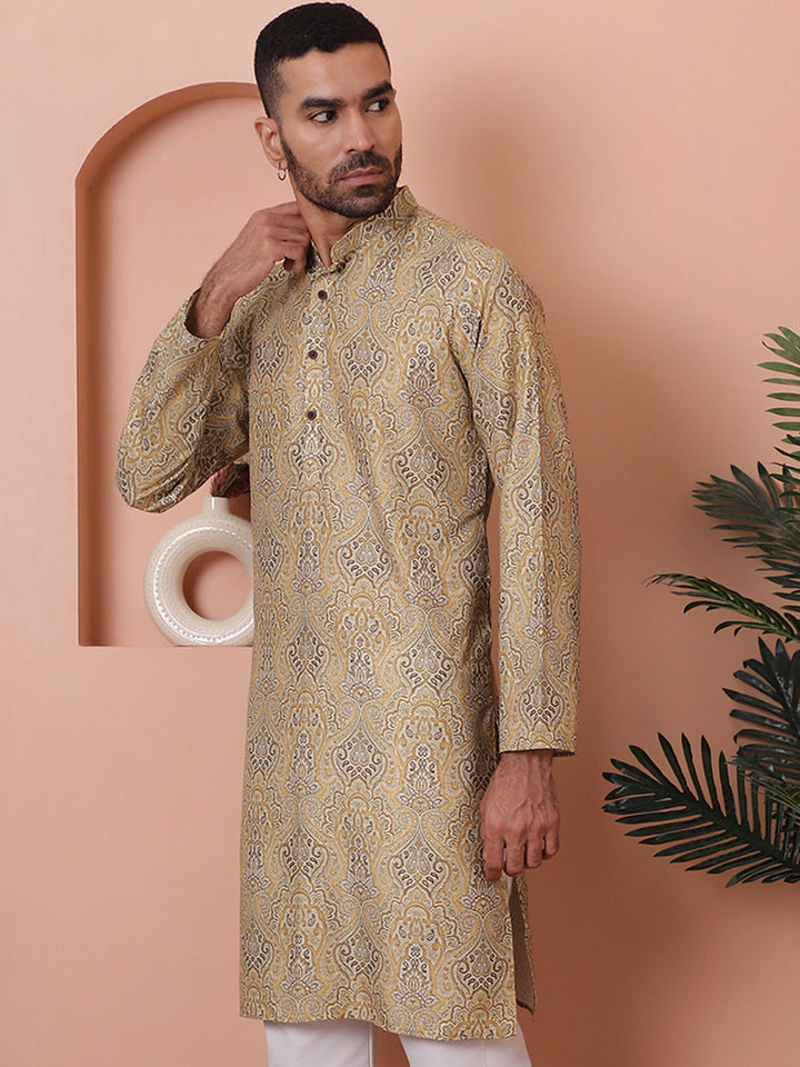 Men Printed Cotton Kurtas.