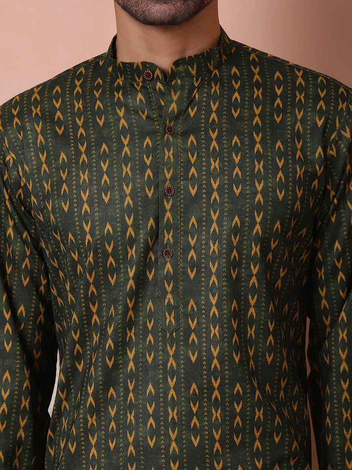 Men Printed Cotton Kurtas.