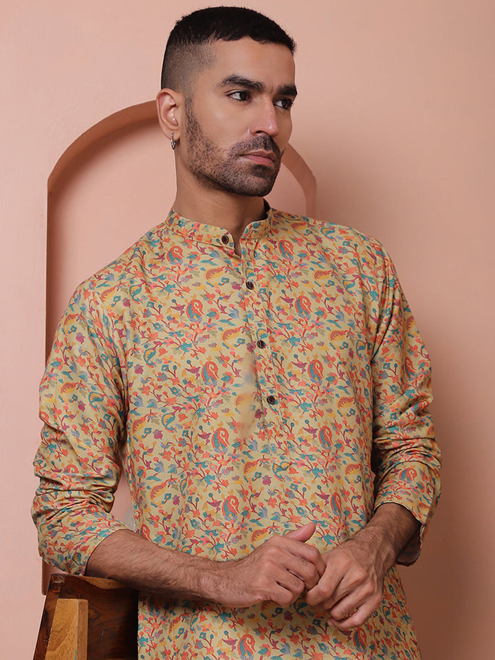 Men Printed Cotton Kurtas.