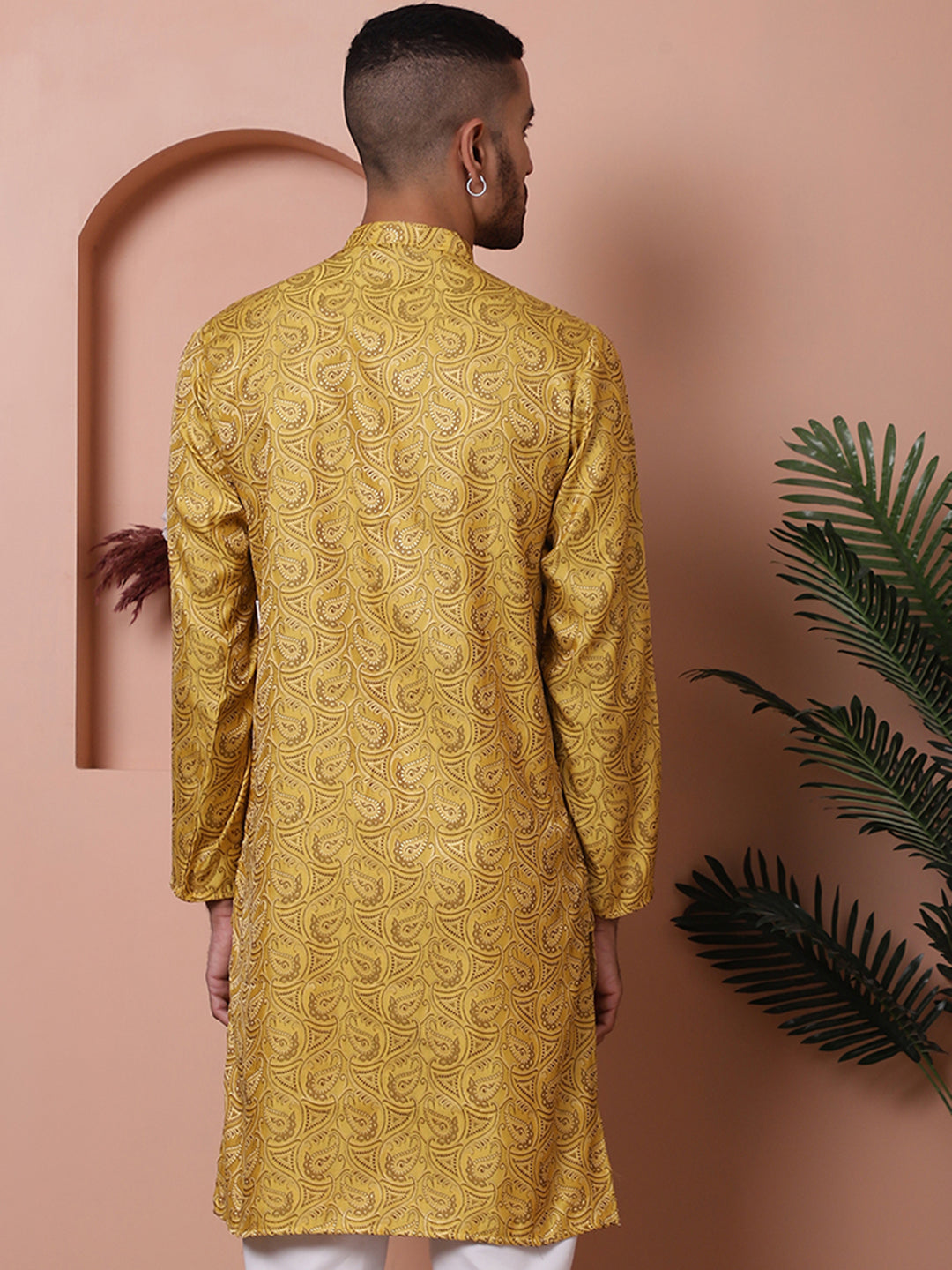 Men Yellow Silk Blend Straight Kurtas.