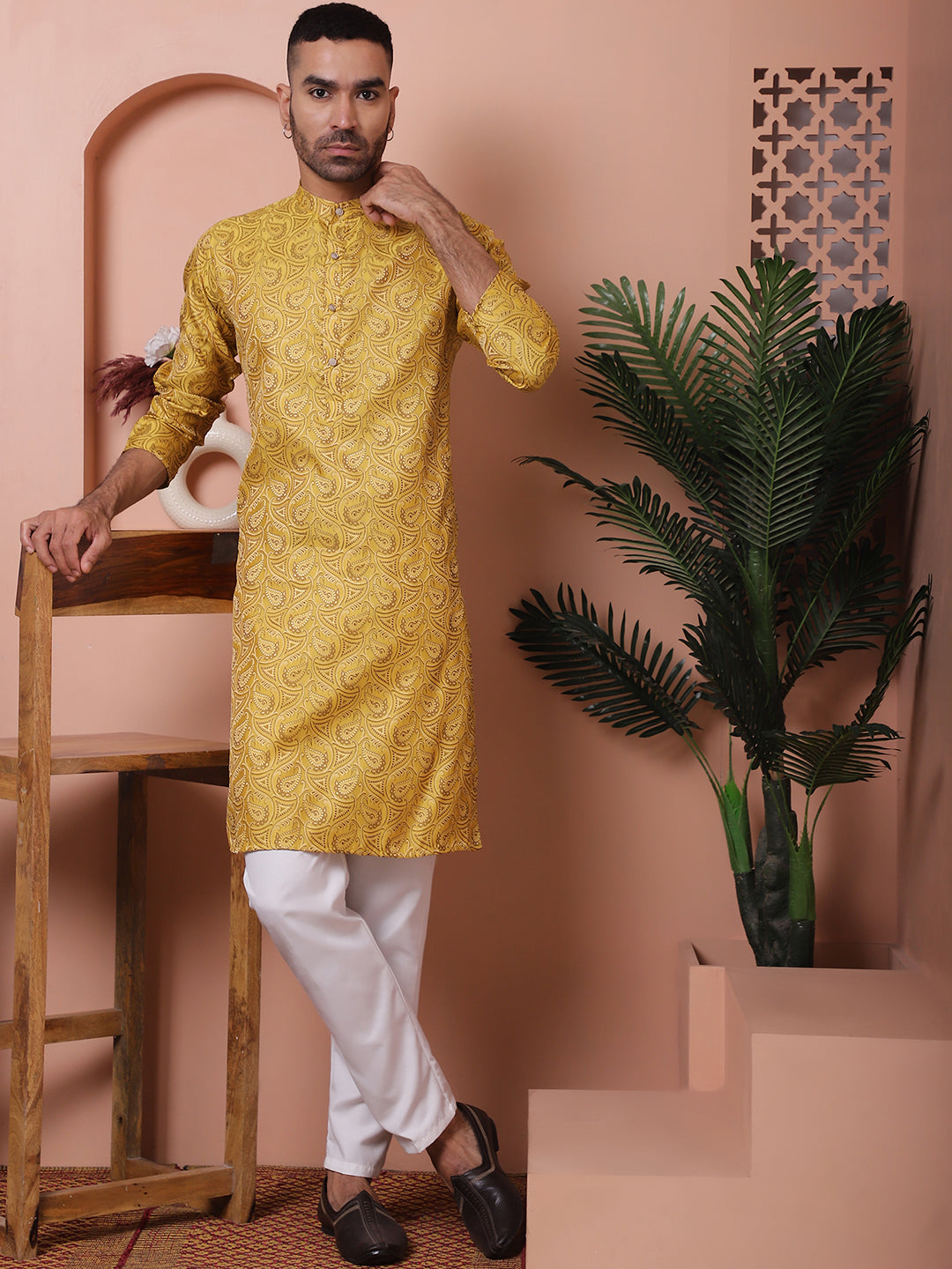 Men Yellow Silk Blend Straight Kurtas.