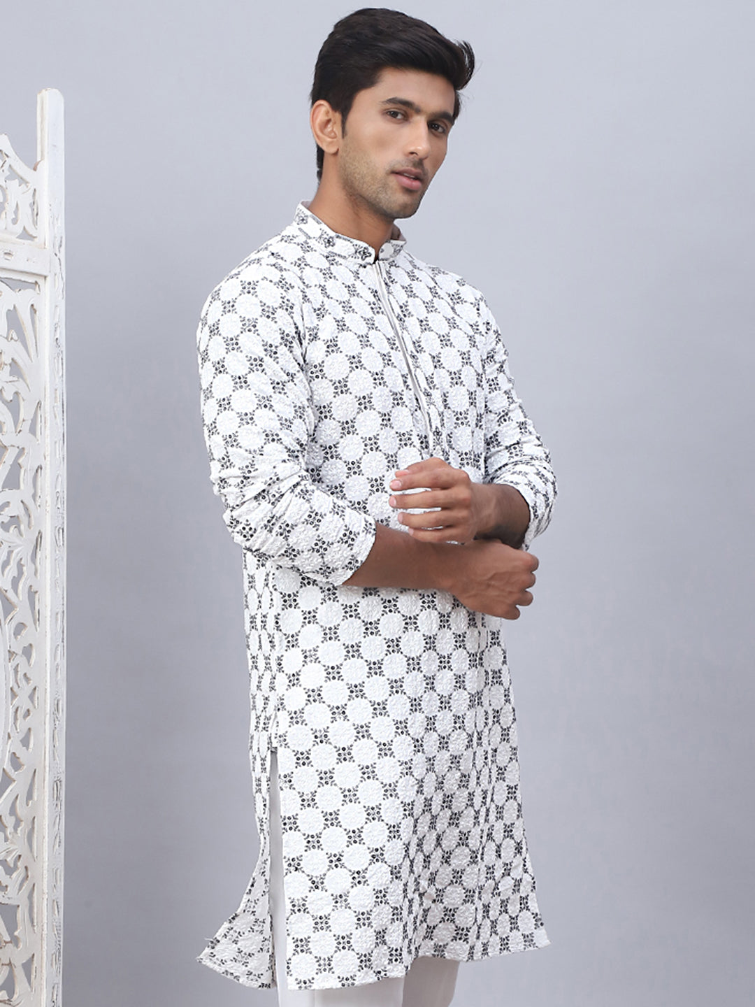 Embroidered &amp; Sequins Kurtas For Men.