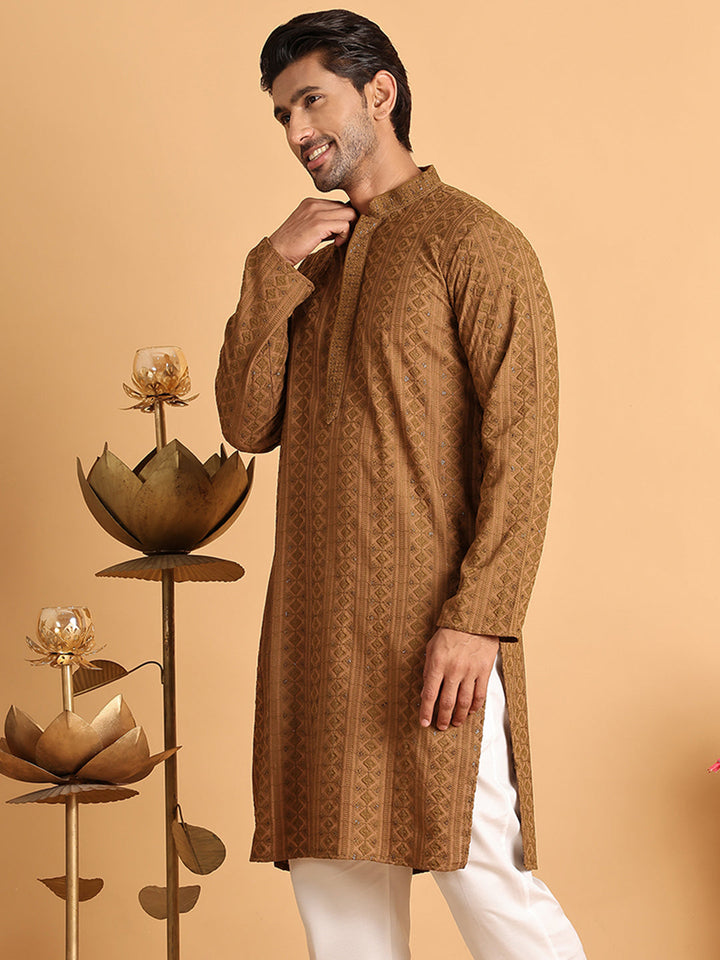 Embroidered &amp; Sequins Straight Kurtas For Men