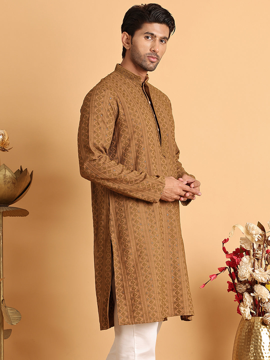 Embroidered &amp; Sequins Straight Kurtas For Men