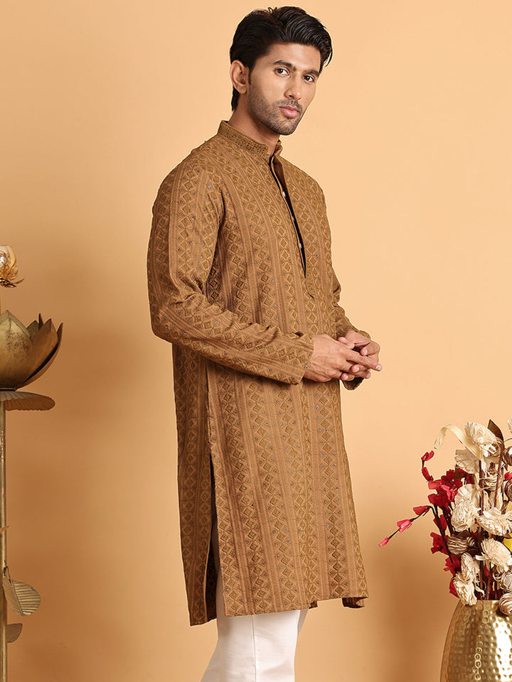 Embroidered &amp; Sequins Straight Kurtas For Men