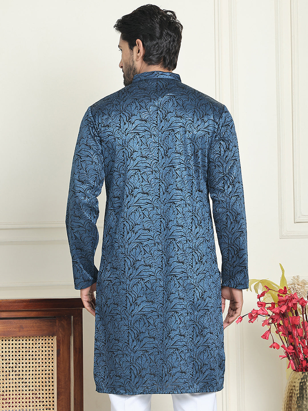 Embroidered &amp; Sequins Straight Kurtas