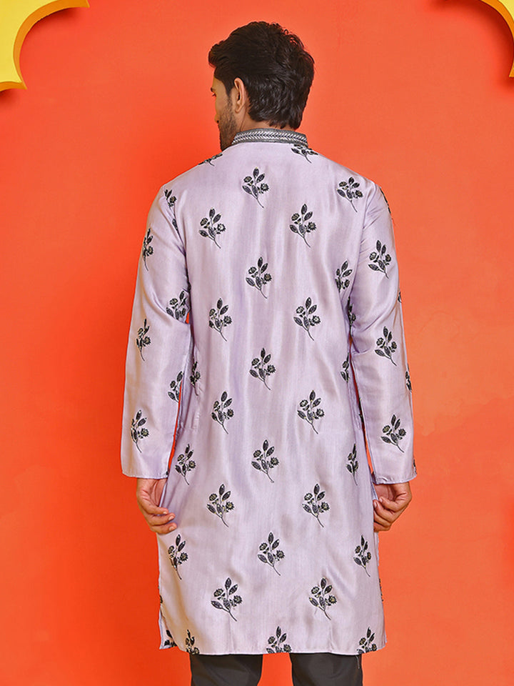 Chikankari Embroidered Kurtas For Men