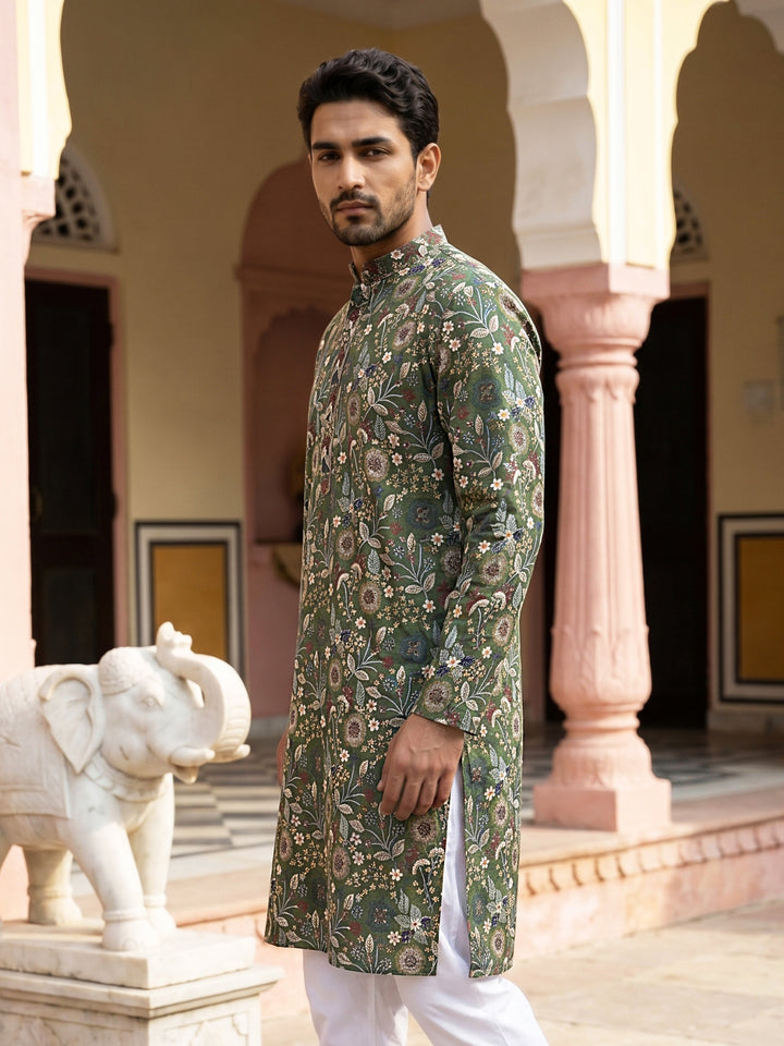 Silk Blend Floral Embroidered Kurta