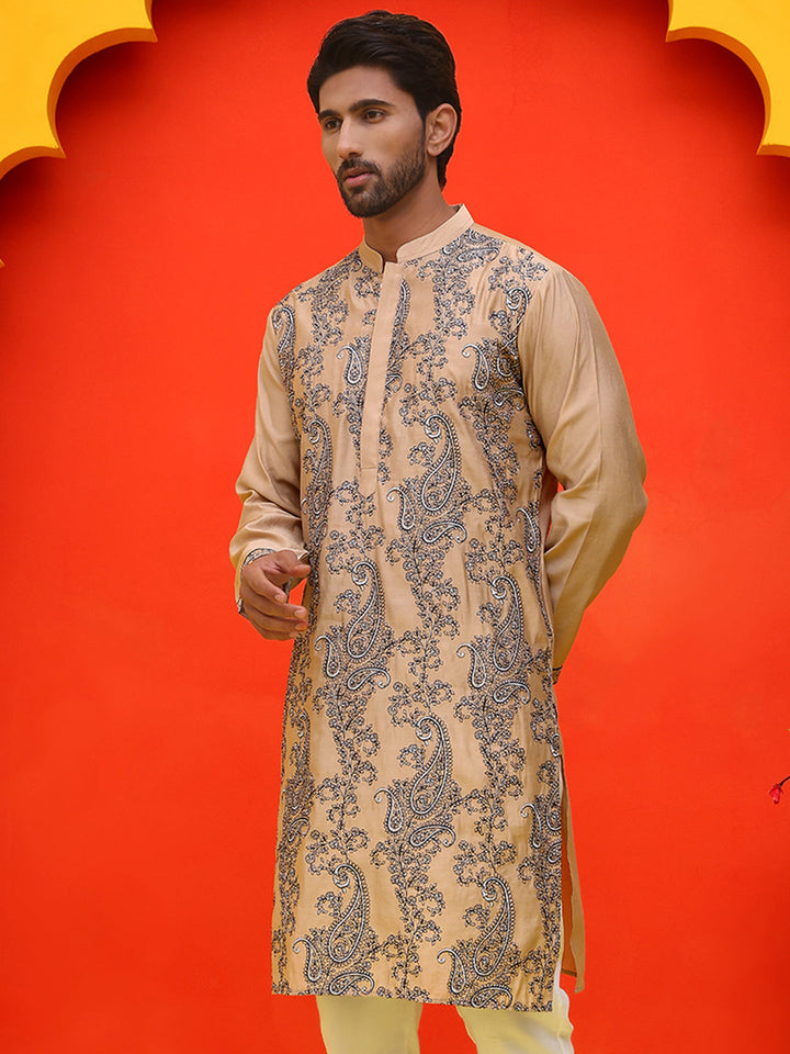 Embroidered &amp; Sequins Kurtas For Men