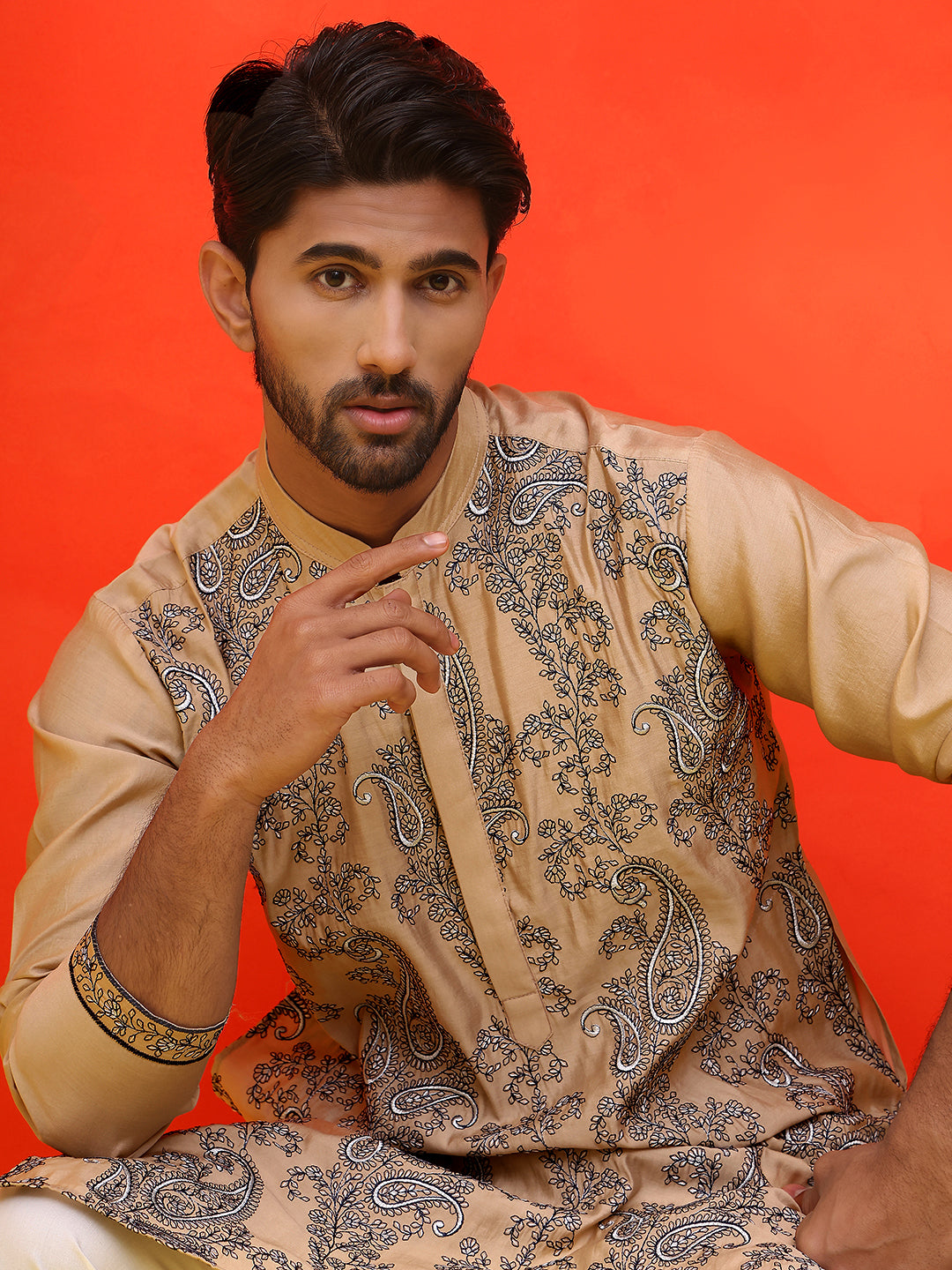Embroidered &amp; Sequins Kurtas For Men