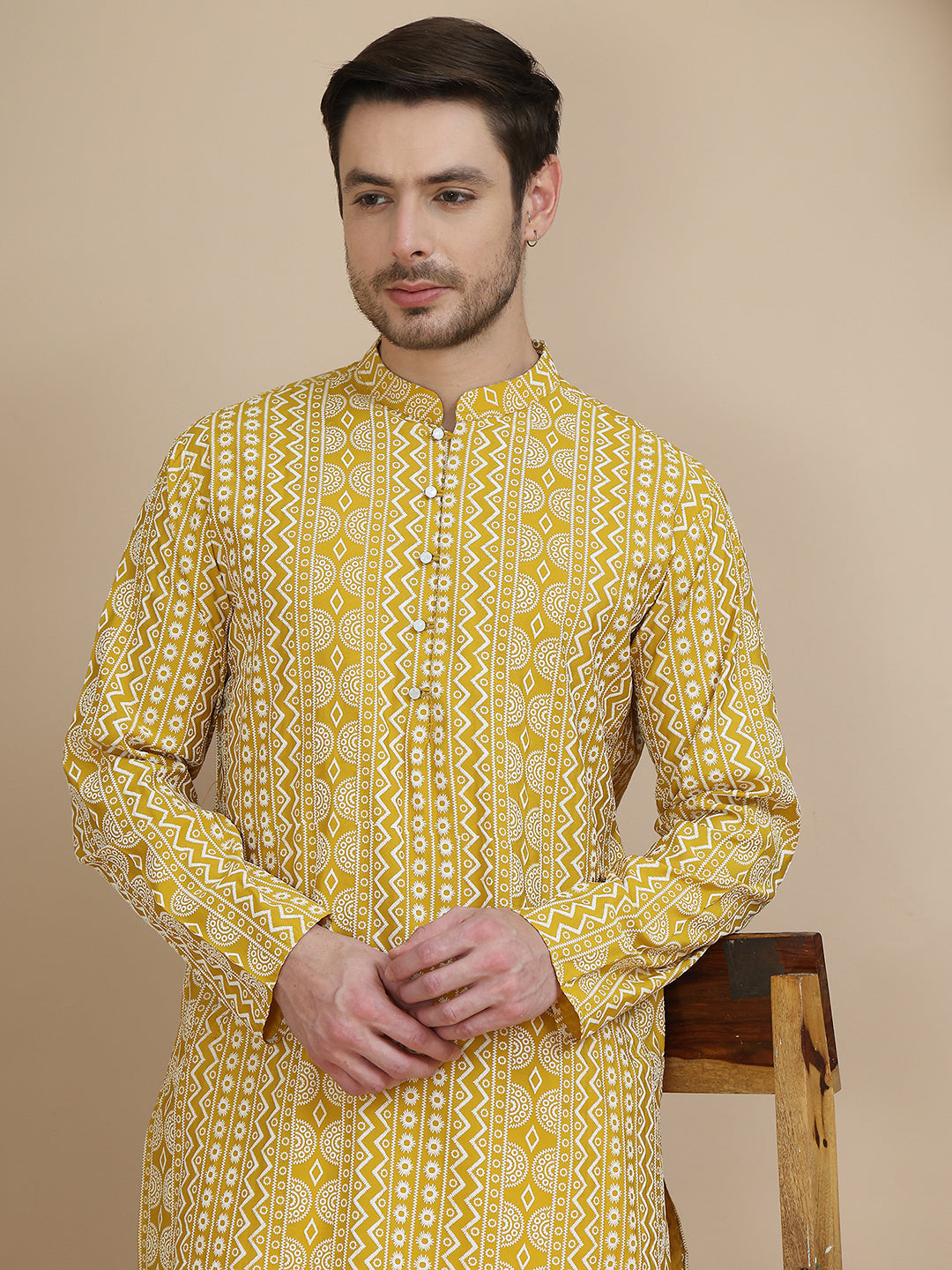 Geometric Print Silk Blend Straight Kurtas For Men