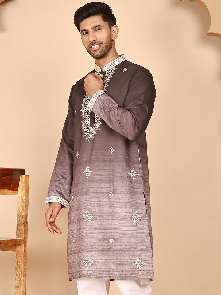 Men’S Traditional Ombre Kurta With Delicate Thread Work
