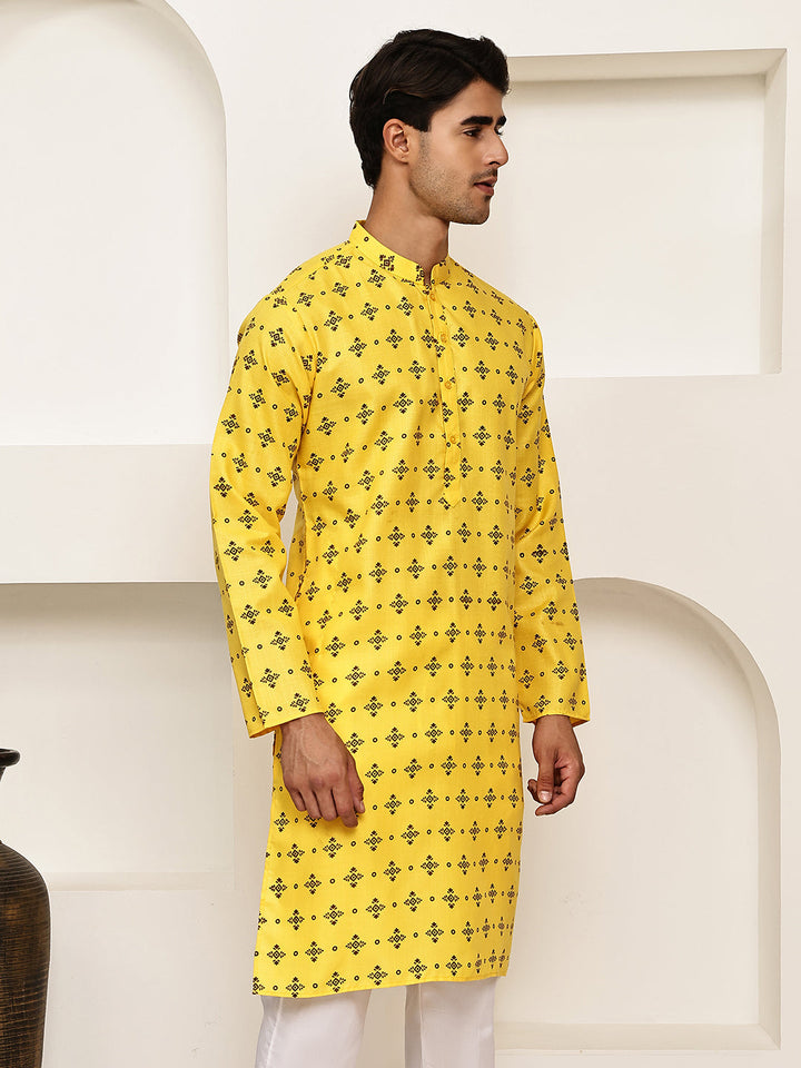 Traditional Floral Printed Kurta For Men