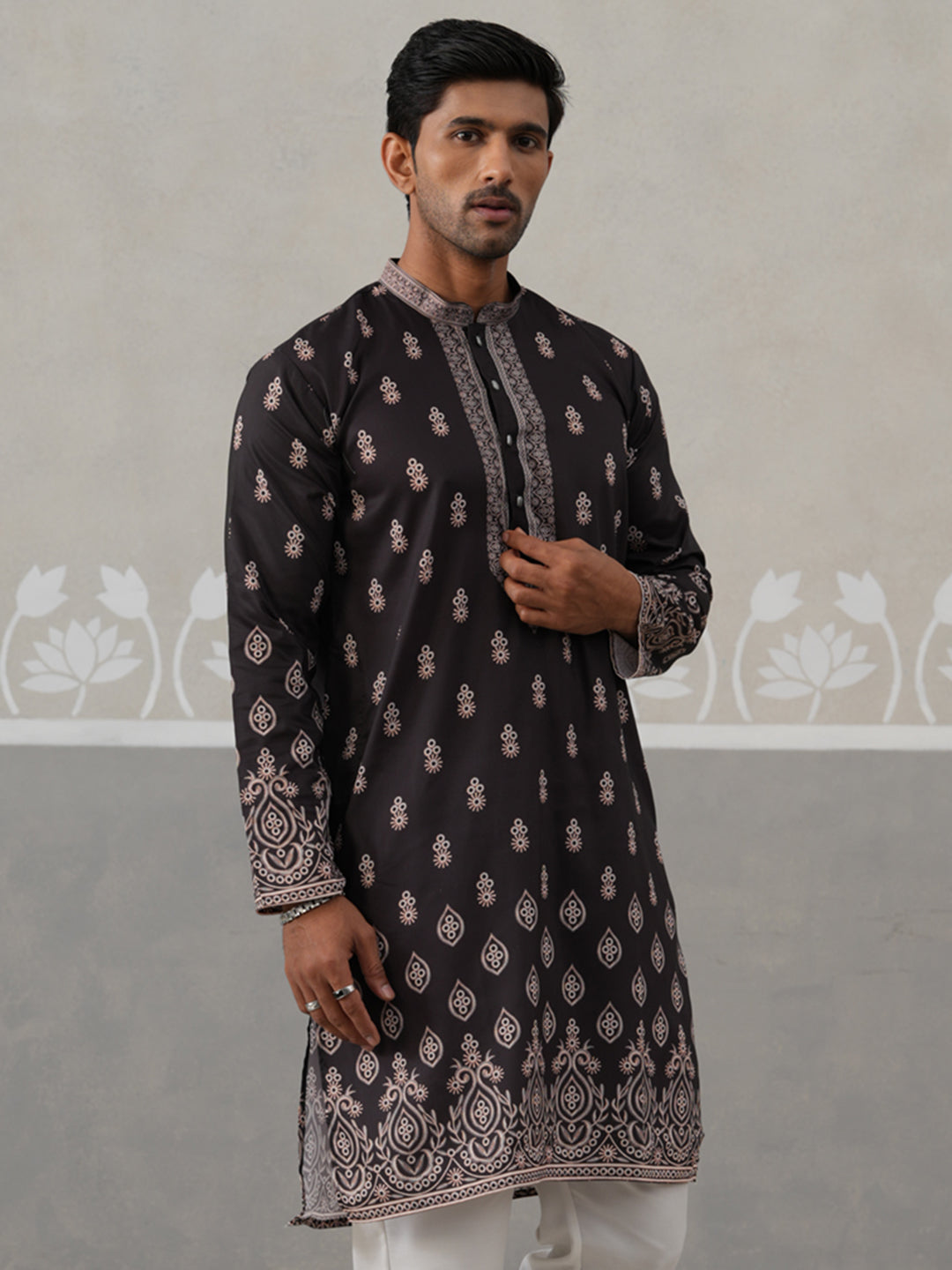 Men’S Ethnic Black Kurta With Traditional Print