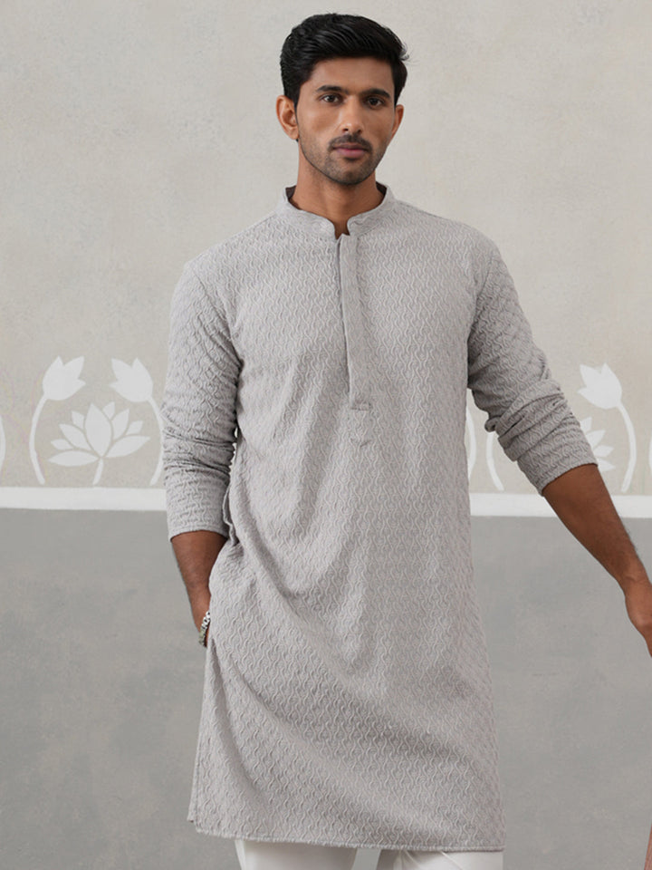 Men Embroidered Viscose Rayon Kurta