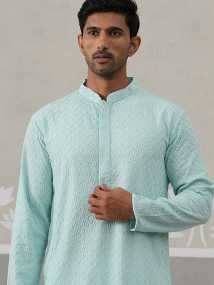 Men Embroidered Viscose Rayon Kurta