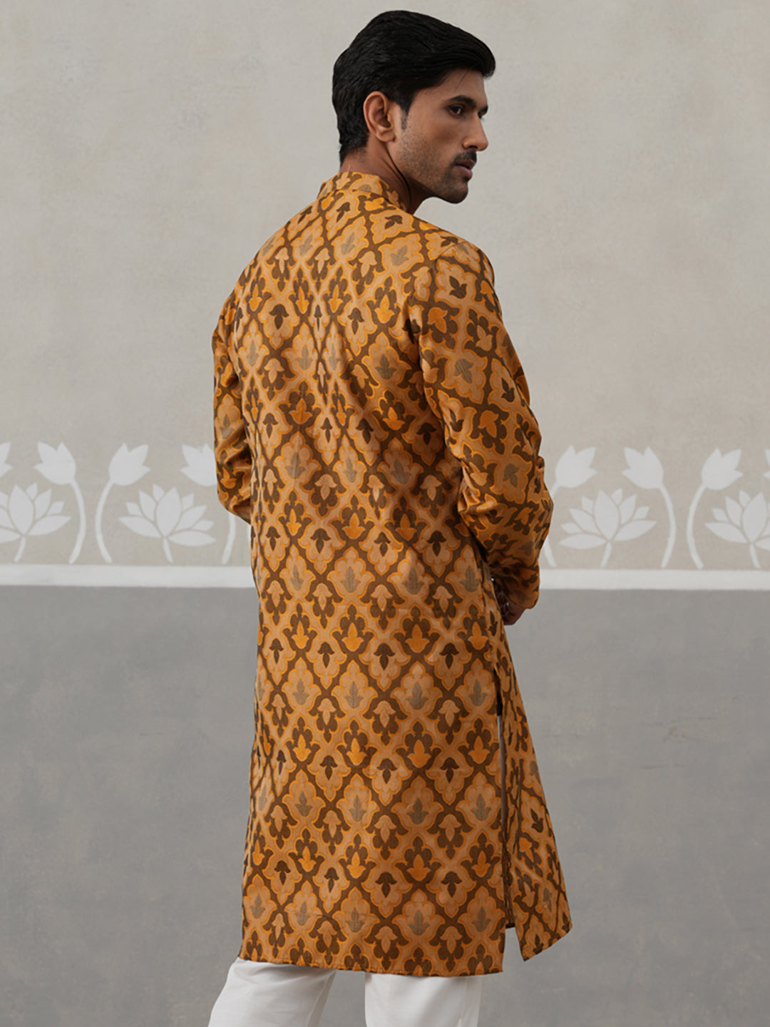 Silk Blend Woven Design Kurta.