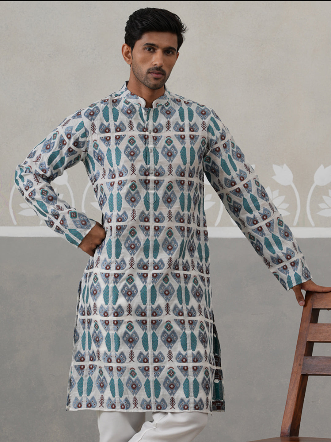 Silk Blend Woven Design Kurta.