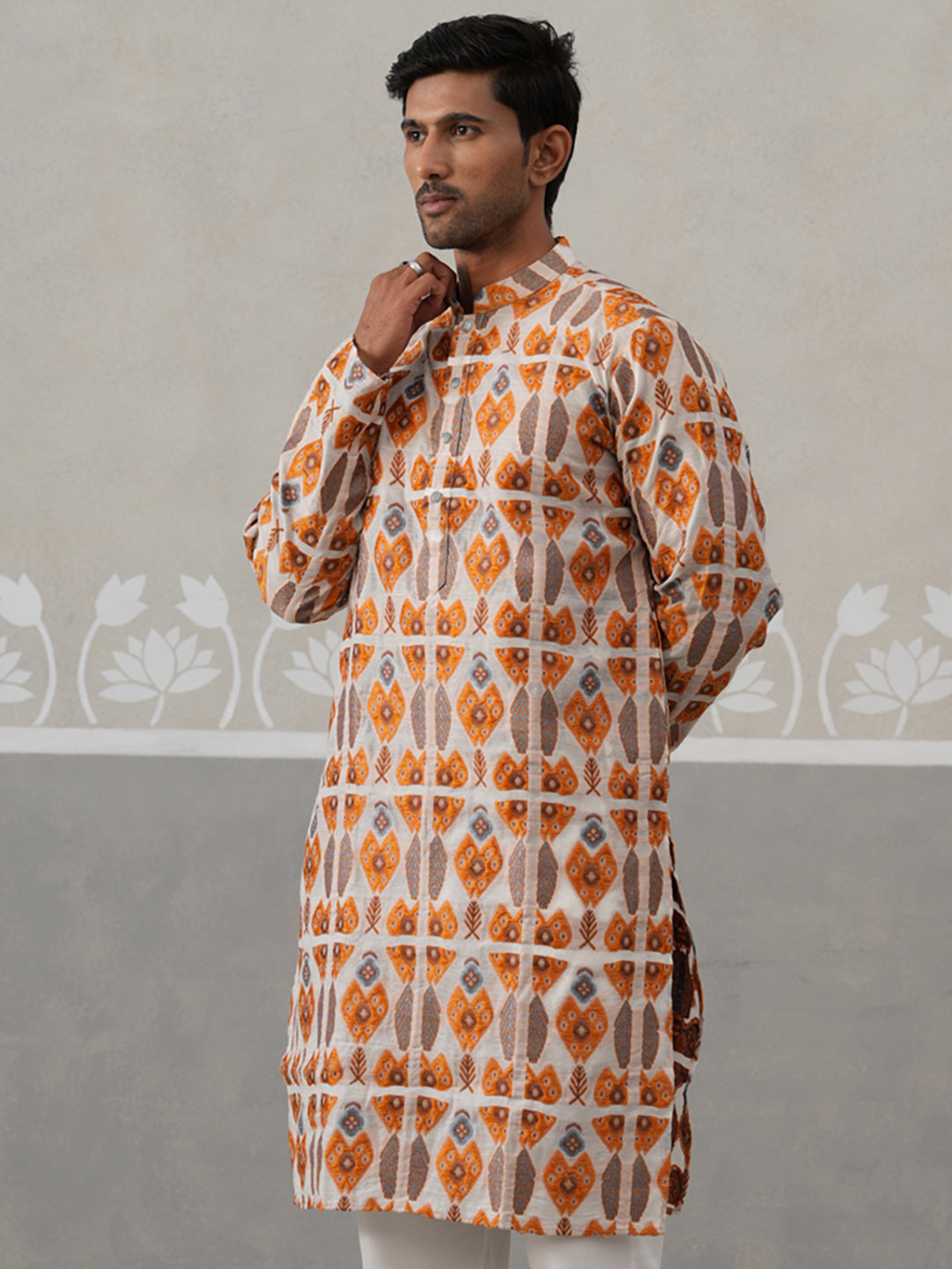 Silk Blend Woven Design Kurta.
