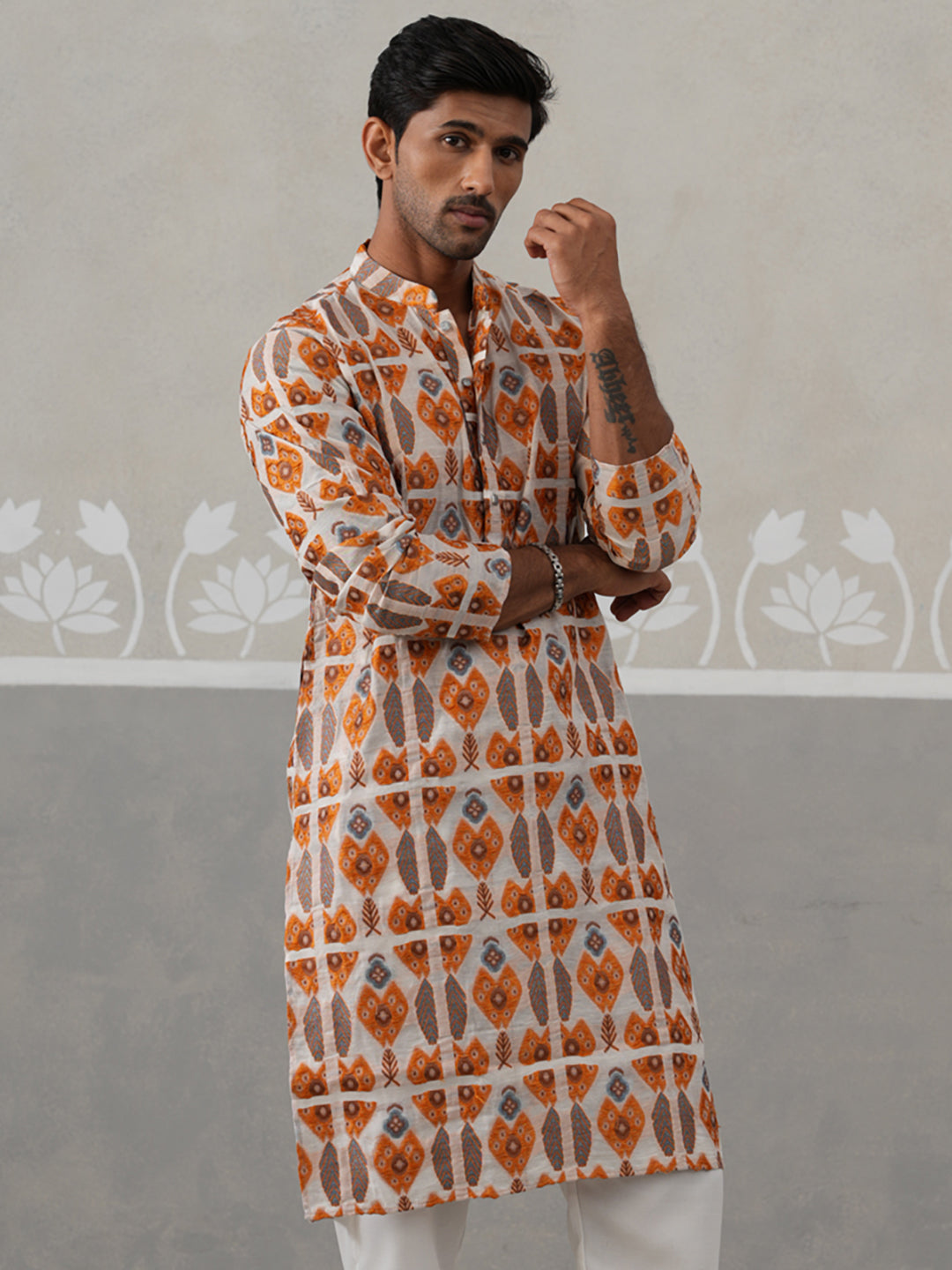 Silk Blend Woven Design Kurta.