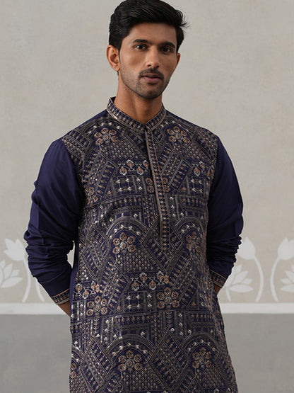 Traditional Embroidered Kurta For Men