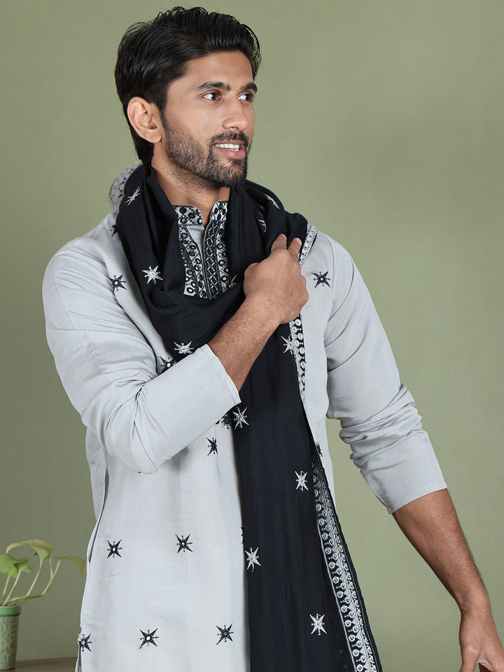 Embroidered Silk Blend Kurta With White Dupatta